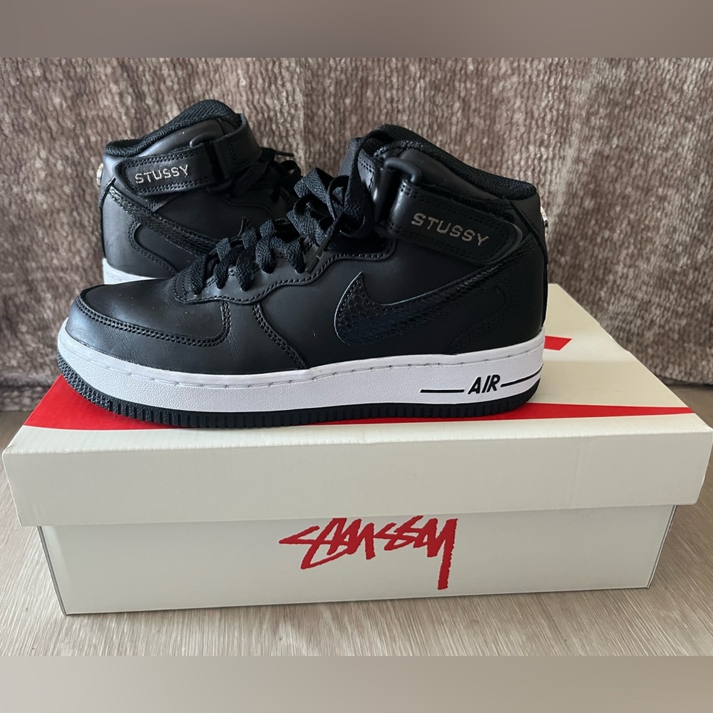 Stussy x nike sneakers